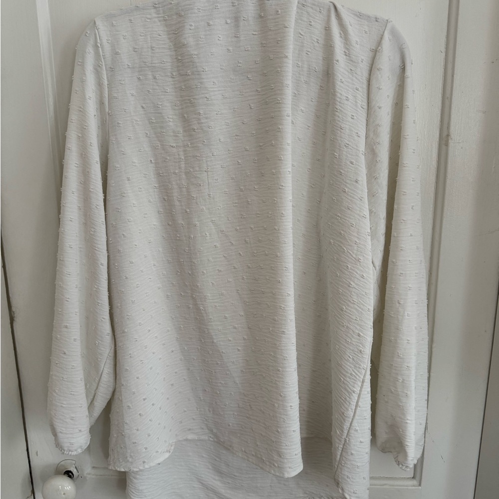 Chic White Ruffled Women's Blouse - Picture 2 of 8